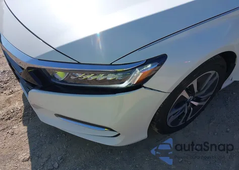 2018 Honda Accord Hybrid z USA, uszkodzony, nr VIN 1HGCV3F11JA010260